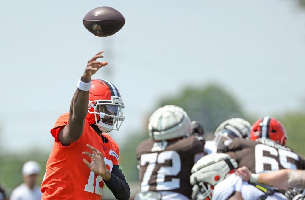 Cleveland Browns quarterback Shedeur Sanders (12) throws during NFL training camp at CrossCountry Mortgage Campus, Friday, Aug. 1, 2025, in Berea, Ohio.