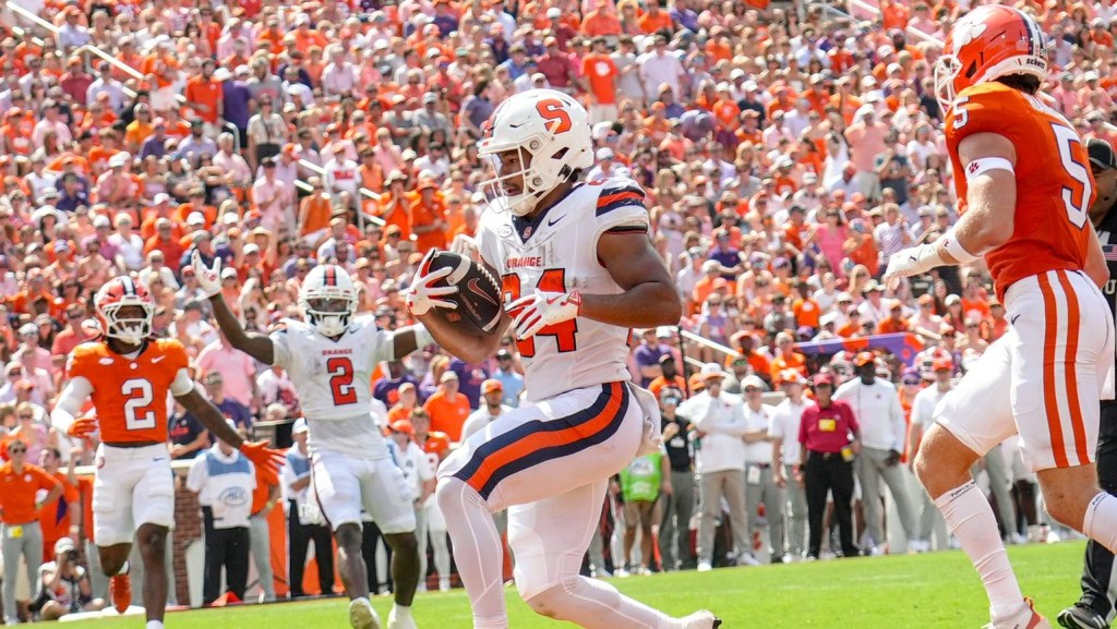 Sep 20, 2025; Clemson, South Carolina, USA; Syracuse Orange running back Will Nixon (24) scores a touchdown agains the Clemson Tigers during the second quarter at Memorial Stadium. Mandatory Credit: Ken Ruinard/GREENVILLE NEWS