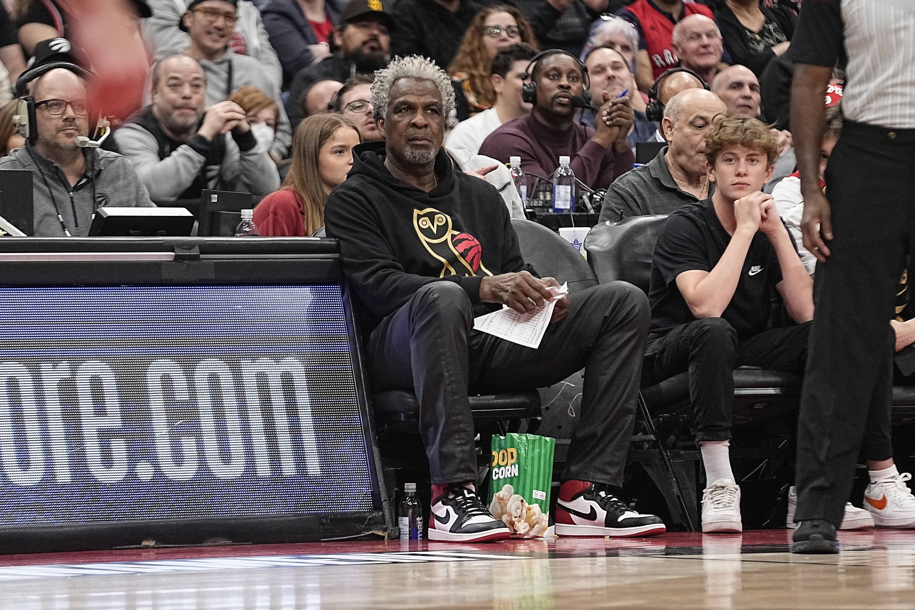 Apr 12, 2023; Toronto, Ontario, CAN; Former NBA player Charles Oakley watches the action between the Chicago Bulls and Toronto Raptors in the play-in game at Scotiabank Arena.