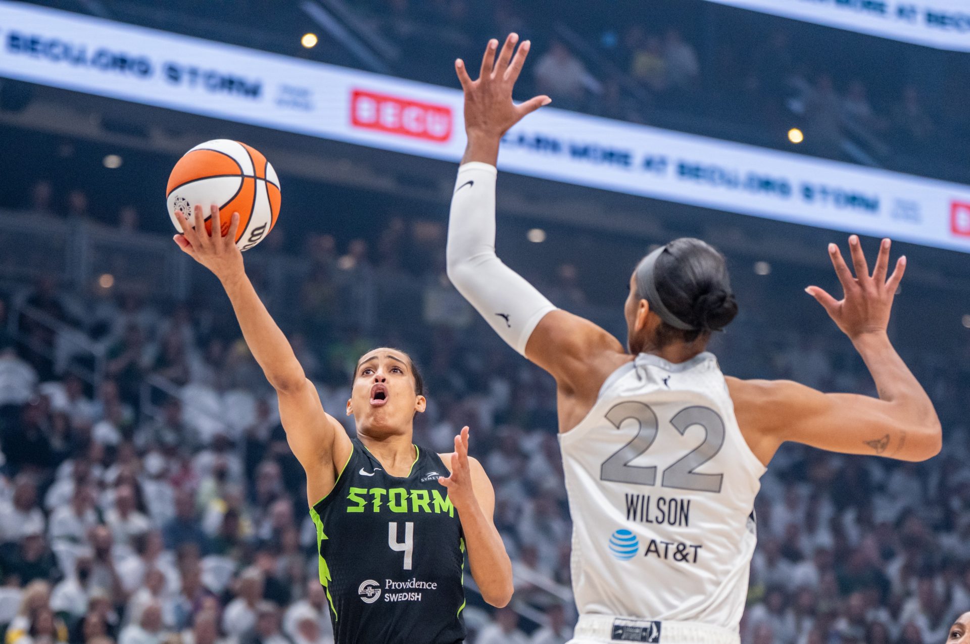Skylar Diggins