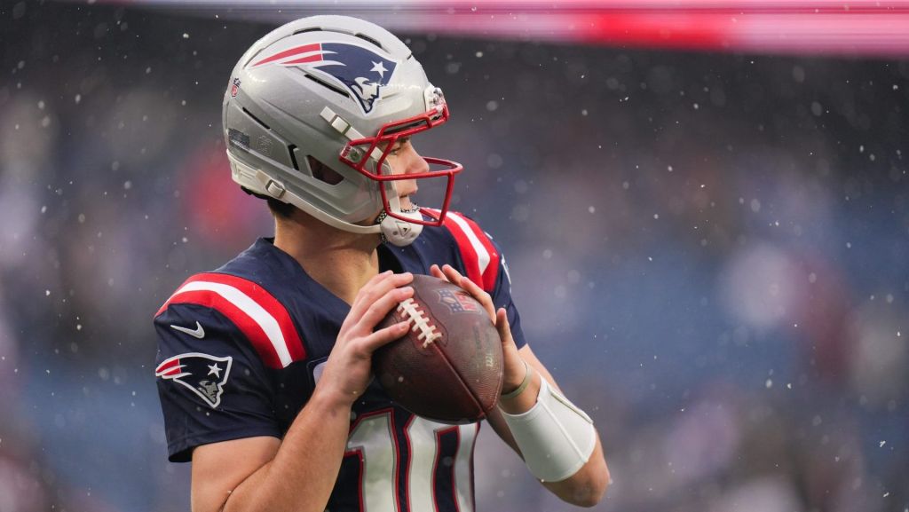 Jan 18, 2026; Foxborough, MA, USA; New England Patriots quarterback Drake Maye (10) warms up before an AFC Divisional Round game against the Houston Texans at Gillette Stadiuum