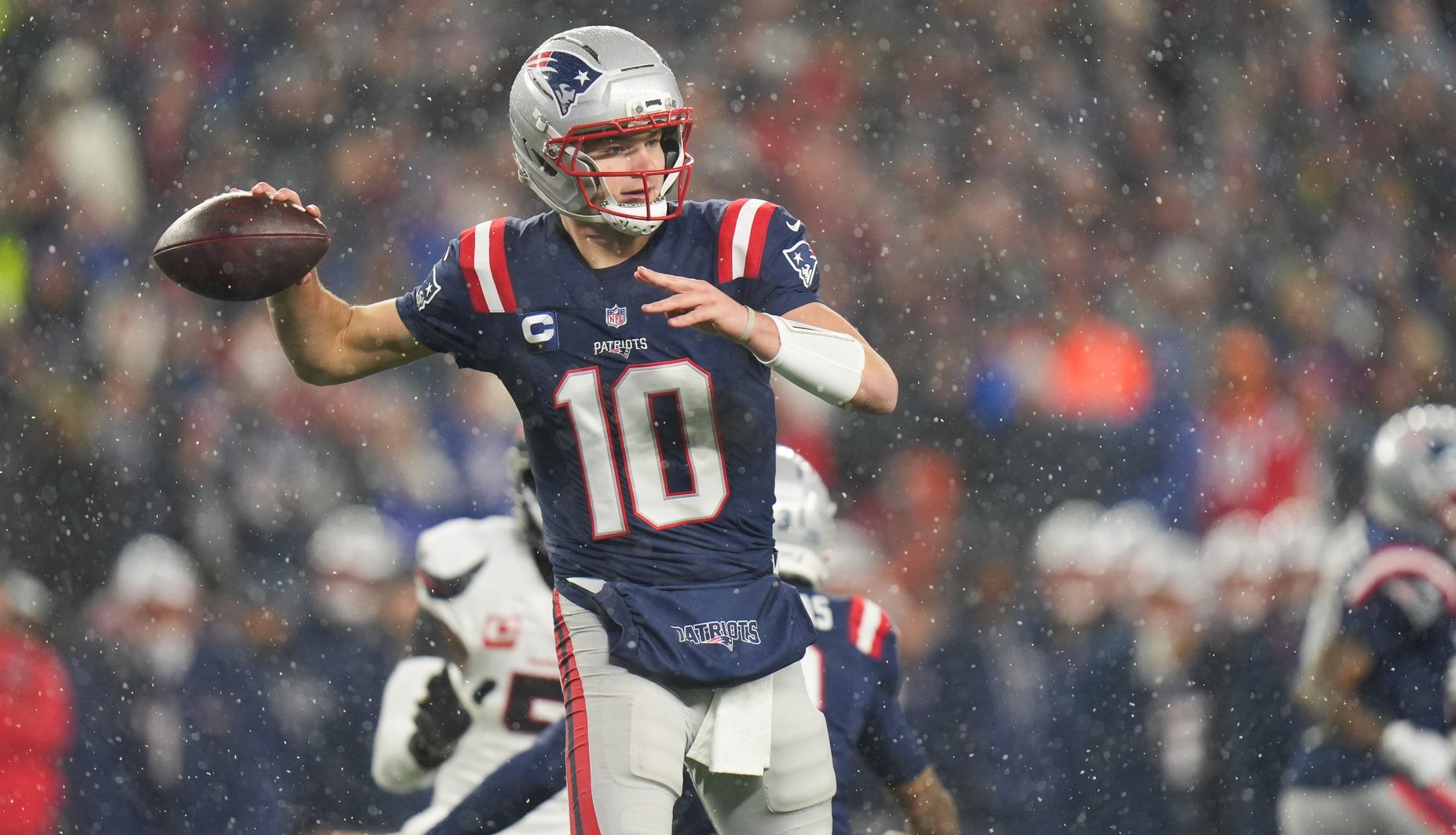 Jan 18, 2026; Foxborough, MA, USA; New England Patriots quarterback Drake Maye (10) throws in the third quarter against the Houston Texans in an AFC Divisional Round game at Gillette Stadium.