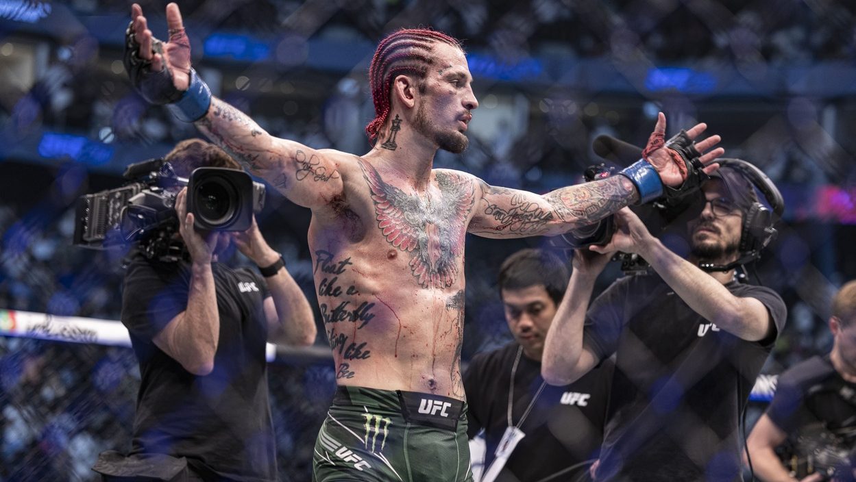 Oct 22, 2022; Abu Dhabi, UAE; Sean O'Malley (blue gloves) defeats Petr Yan (red gloveS) during UFC 280 at Etihad Arena. Mandatory Credit: Craig Kidwell-USA TODAY Sports