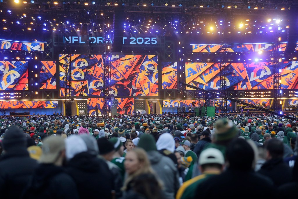 The second day of the NFL Draft presented by Bud Light at the Draft Theater Friday, April 25, 2025, outside of Lambeau Field in Green Bay, Wisconsin. Wm. Glasheen USA TODAY NETWORK-Wisconsin