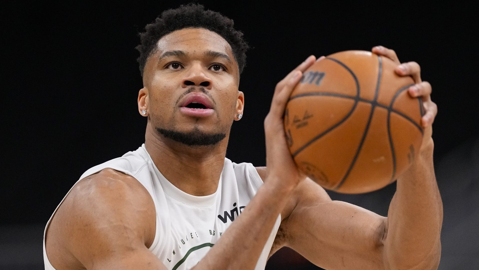 Feb 4, 2026; Milwaukee, Wisconsin, USA; Milwaukee Bucks forward Giannis Antetokounmpo (34) during warmups prior to the game against the New Orleans Pelicans at Fiserv Forum