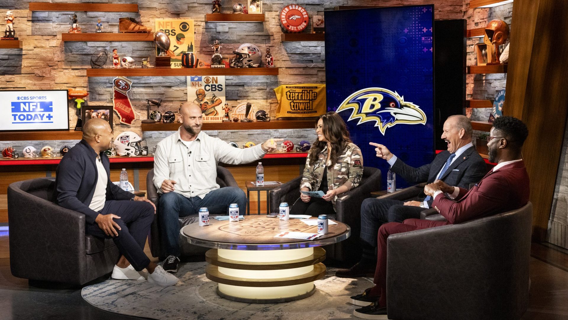 CBS Sports THE NFL TODAY+ on September 14, 2025. Pictured (L-R): Antonio Pierce, Kyle Long, Amanda Guerra, Bill Cowher, and Nate Burleson. CBS Sports THE NFL TODAY+ on September 14, 2025. Pictured (L-R): Antonio Pierce, Kyle Long, Amanda Guerra, Bill Cowher, and Nate Burleson. Photo: