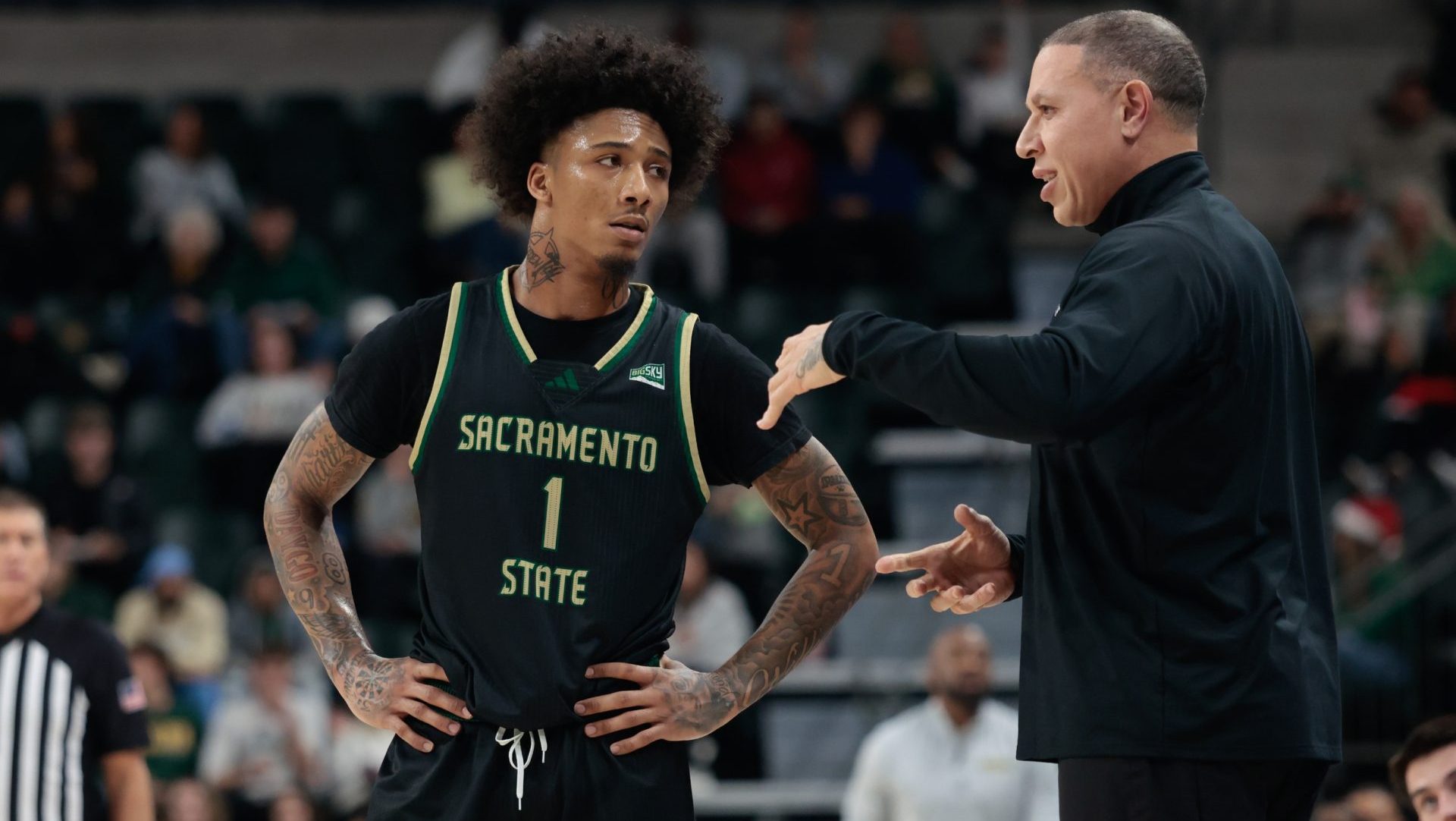 Dec 2, 2025; Waco, Texas, USA; Sacramento State Hornets head coach Mike Bibby speaks with Sacramento State Hornets guard Mikey Williams (1) during a break in play during the first half against the Baylor Bears at Paul and Alejandra Foster Pavilion. Mandatory Credit: Chris Jones-Imagn Images