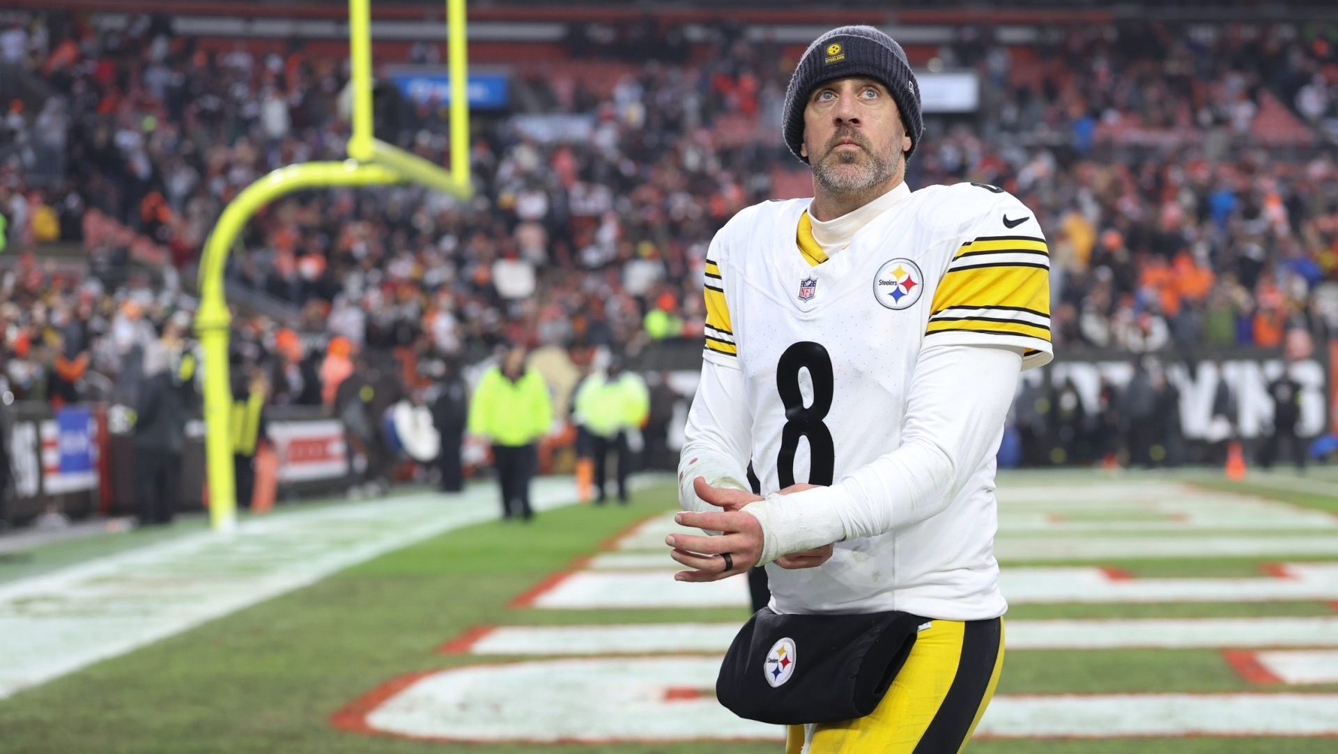 Aaron Rodgers: No 'Progressive Conversations' with Steelers