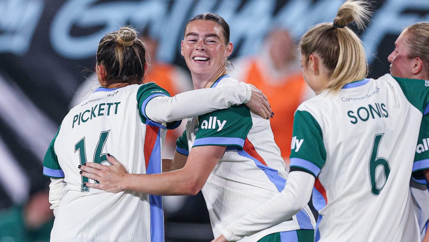 Mar 25, 2026; Harrison, New Jersey, USA; Denver Summit FC forward Natasha Flint (26) celebrates a goal with teammates during the second half against Gotham FC at Sports Illustrated Stadium.