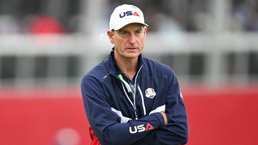 Sep 25, 2025; Bethpage, New York, USA; Jim Furyk coaches on the eighteenth green during a practice round of the Ryder Cup golf tournament at Bethpage Black