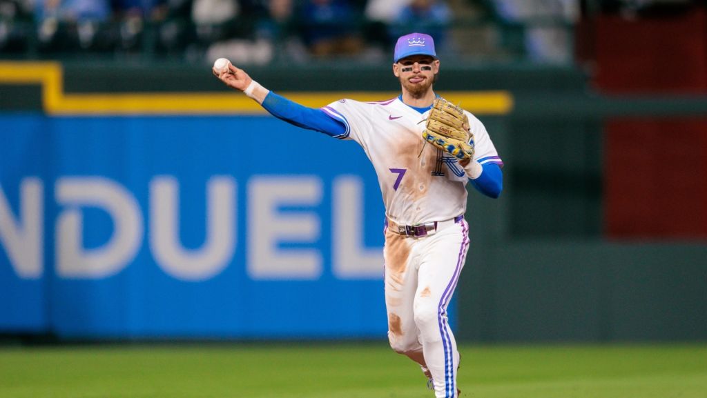 Apr 10, 2026; Kansas City, Missouri, USA; Kansas City Royals shortstop Bobby Witt Jr. (7) throws to first base during the seventh inning against the Chicago White Sox at Kauffman Stadium.