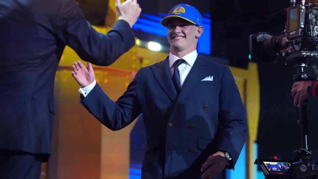 Apr 23, 2026; Pittsburgh, PA, USA; Alabama Crimson Tide quarterback Ty Simpson is selected by the Los Angeles Rams as the number 13 pick during the 2026 NFL Draft at Acrisure Stadium. Mandatory Credit: Kirby Lee-Imagn Images