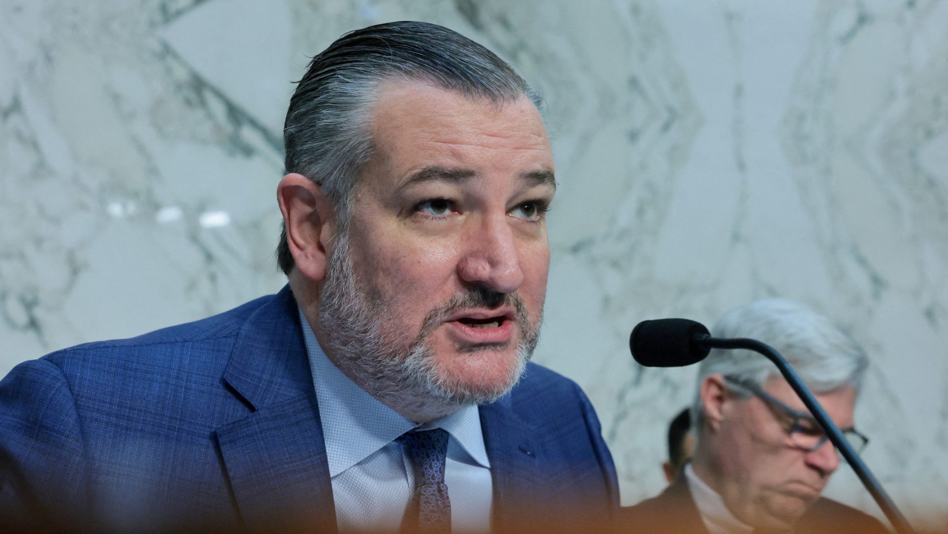 Senators Introduce Long-Awaited Bipartisan College Sports Bill