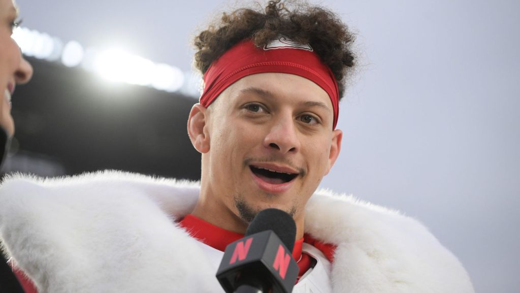 Dec 25, 2024; Pittsburgh, Pennsylvania, USA; Kansas City Chiefs quarterback Patrick Mahomes (15) is interviewed by Netflix reporter Stacey Dales following a win against the Pittsburgh Steelers at Acrisure Stadium. Mandatory Credit: Barry Reeger-Imagn Images