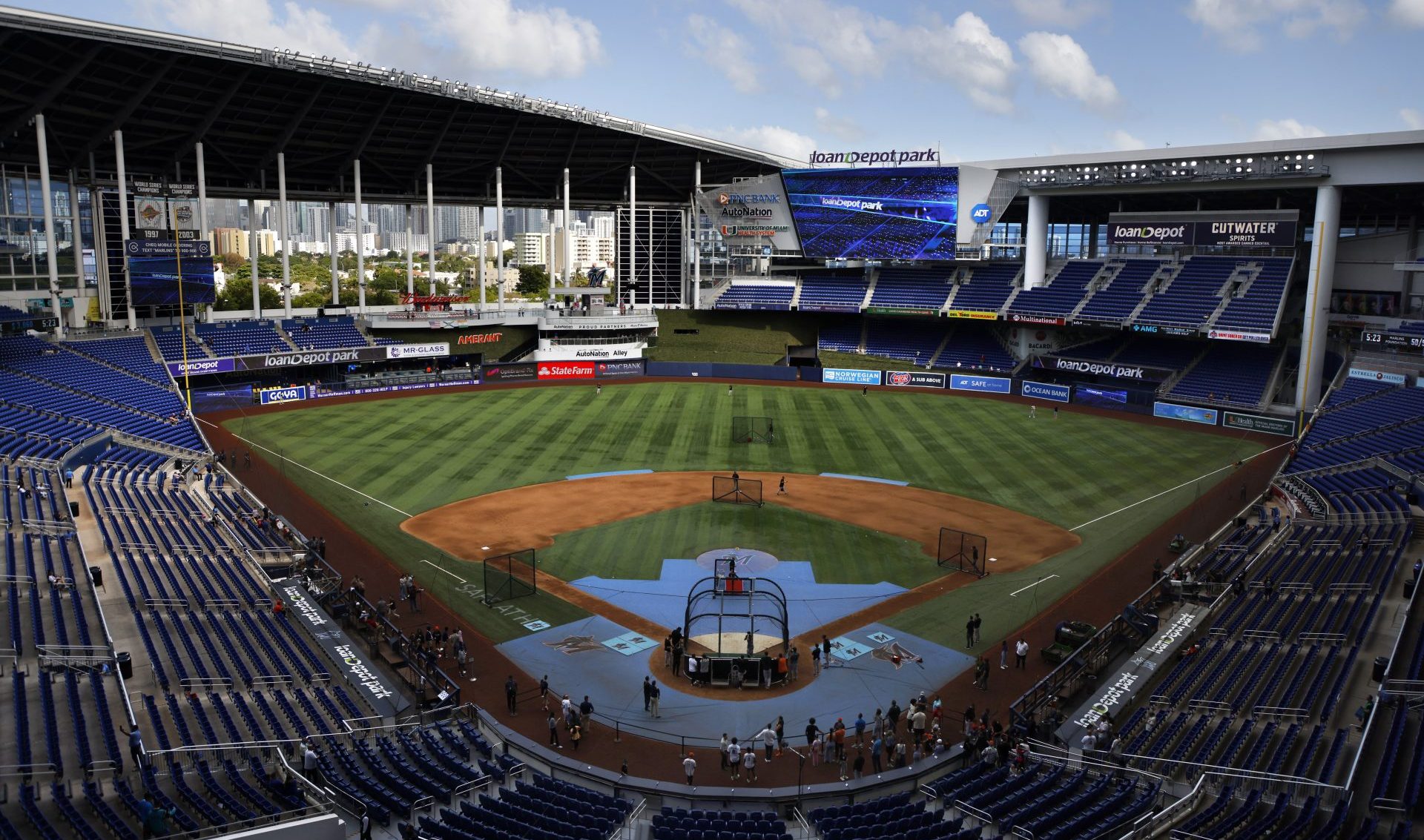 Duke-Michigan's Move From MSG to MLB Park Nears Over a Rights Issue