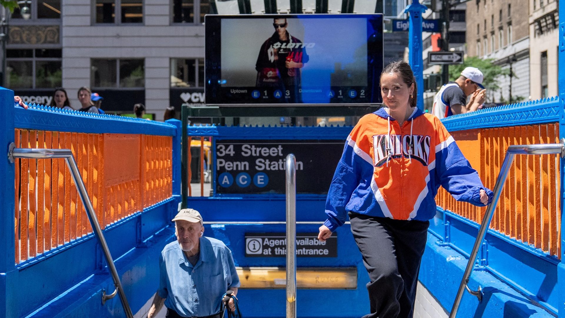 When Knicks Are On, New York’s Dealmakers Turn Off
