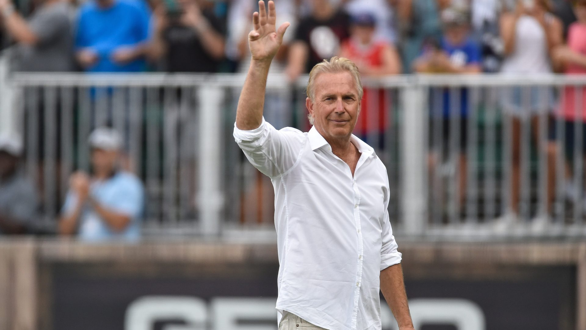 Elle Duncan Wants Kevin Costner on Netflix ‘Field of Dreams’ Game