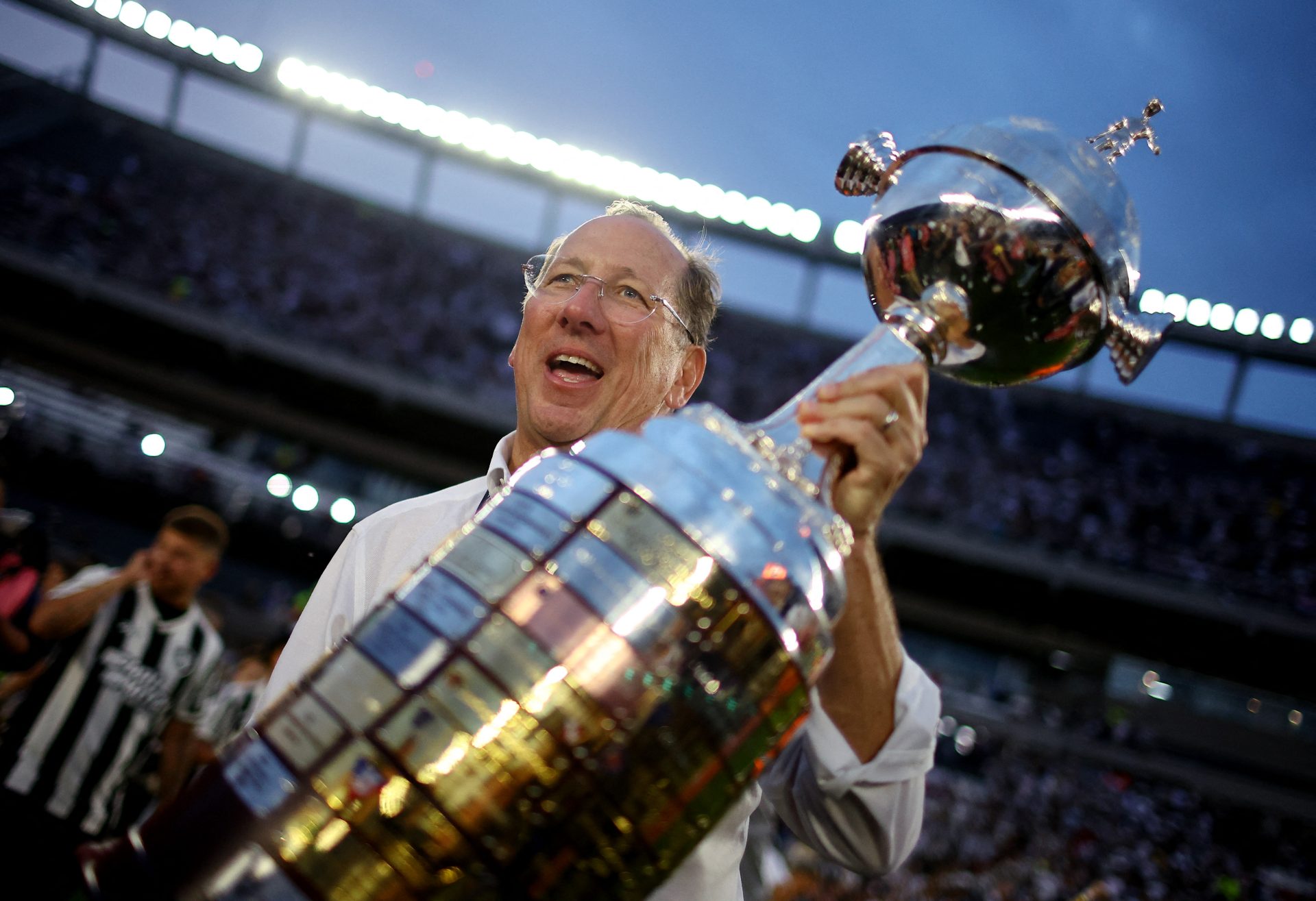 John Textor Seeks $400M From Michele Kang in Lyon Takeover Suit