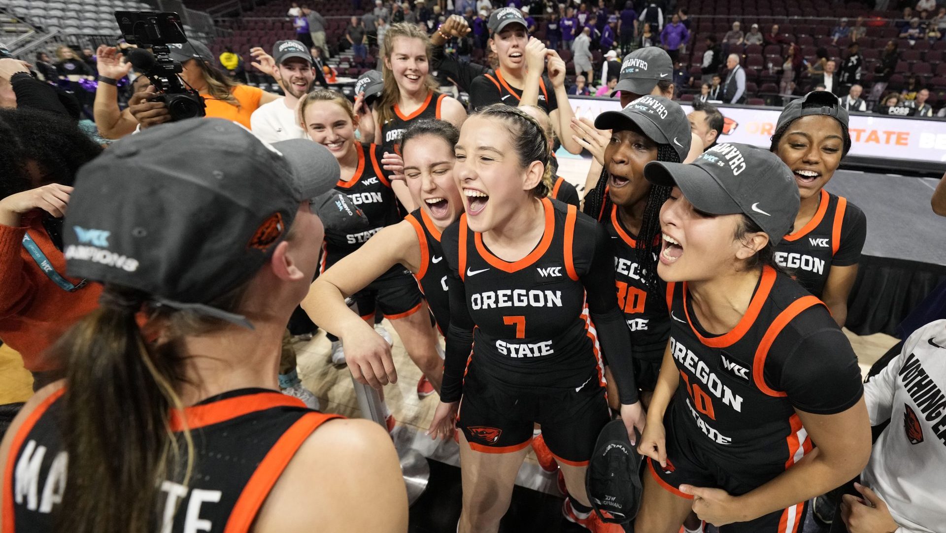 Oregon State Basketball Players Launch Unionization Effort