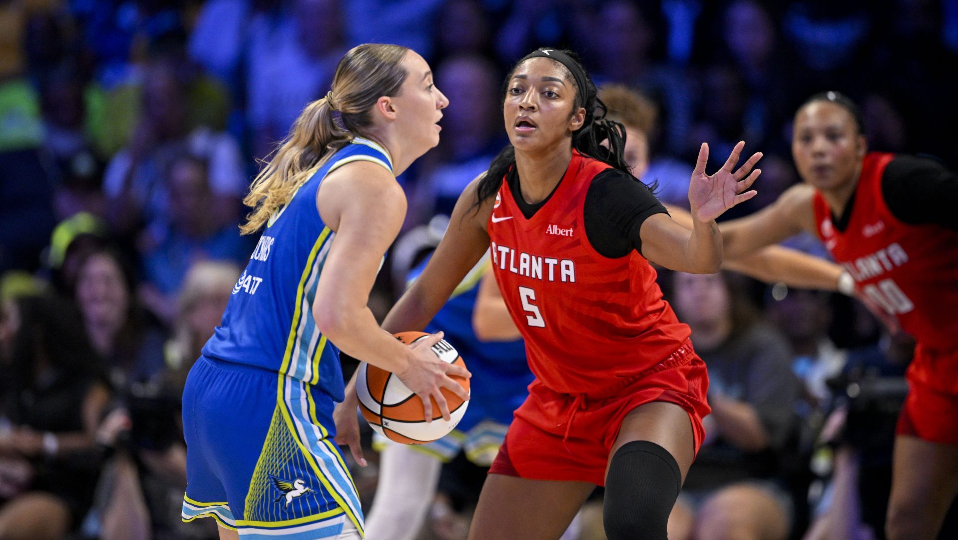 WNBA Posts, Deletes Video of Apparent Bueckers–Reese Bet on Game