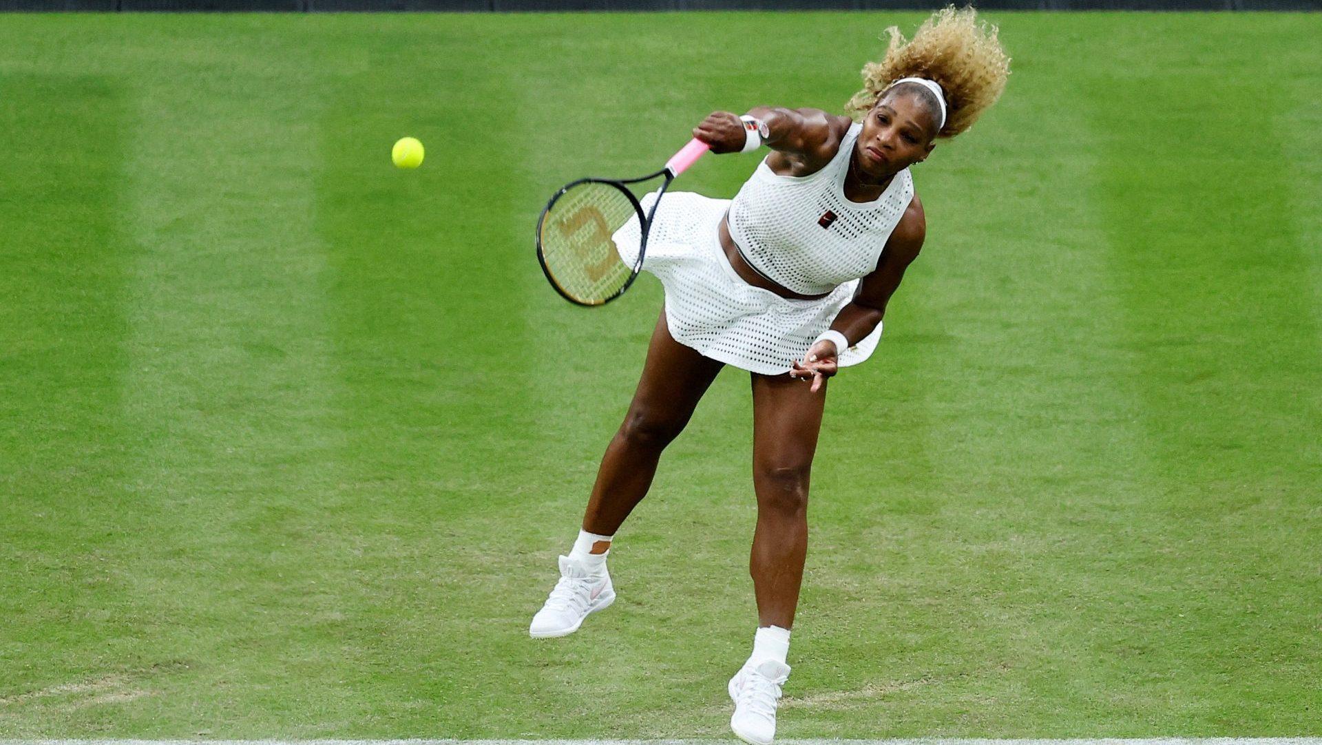 Serena Williams Withdraws From Wimbledon Doubles With Knee Injury