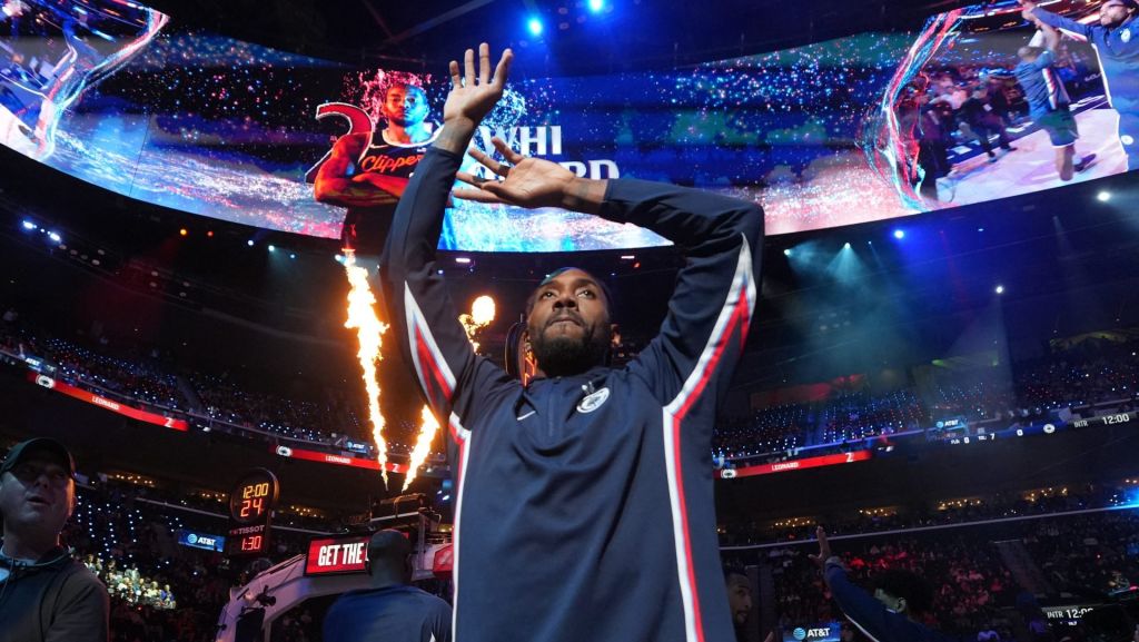 Clippers, Leonard Had Sponsorship Deal With Daktronics: Report