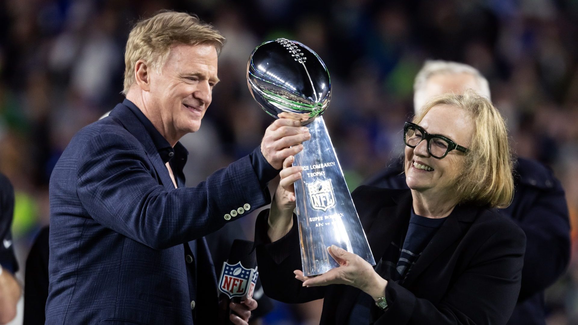 NFL Owners Unanimously Approve Seahawks Sale