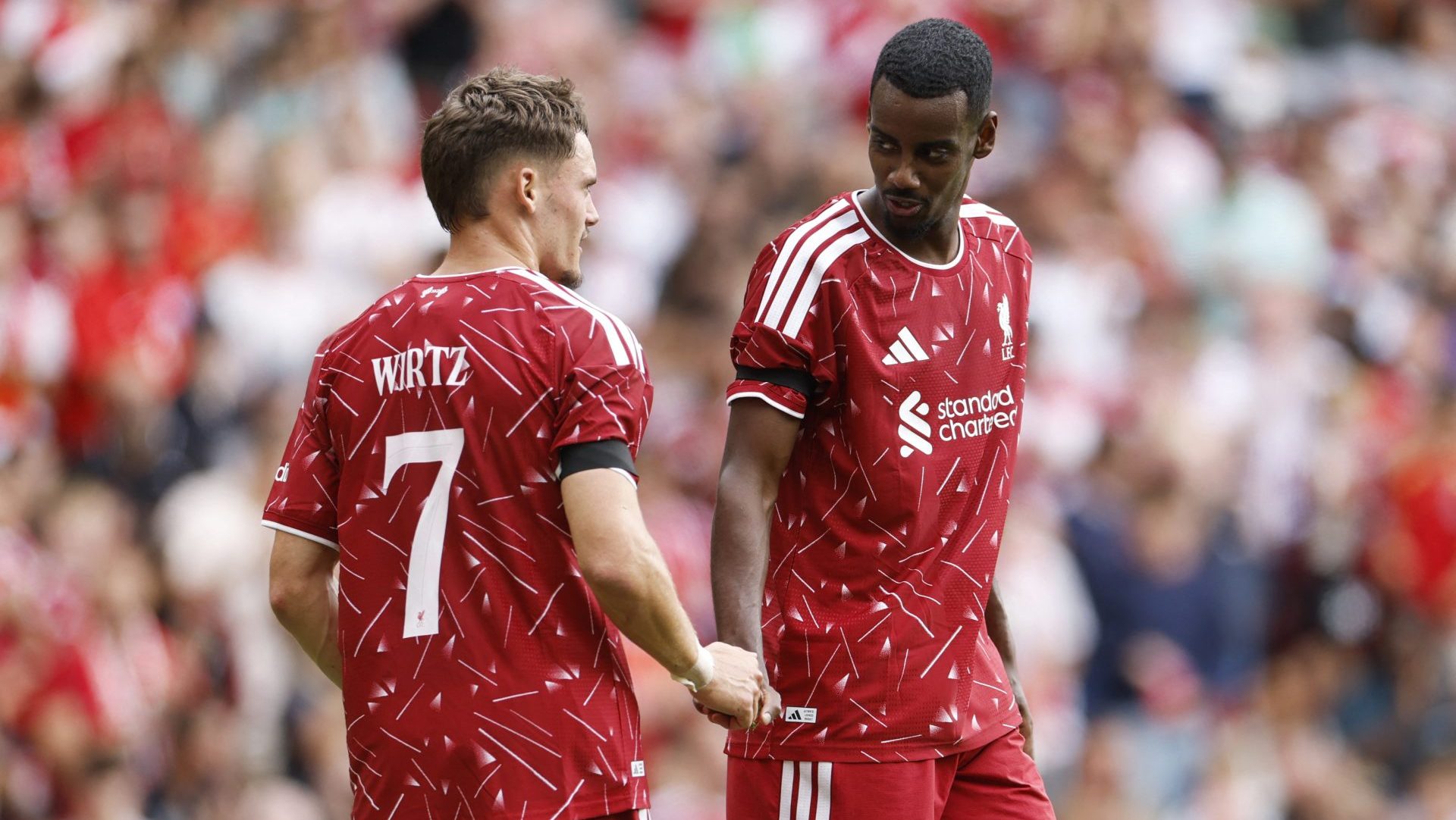Bezos’s Liverpool–Amazon Entanglement Is New for English Soccer