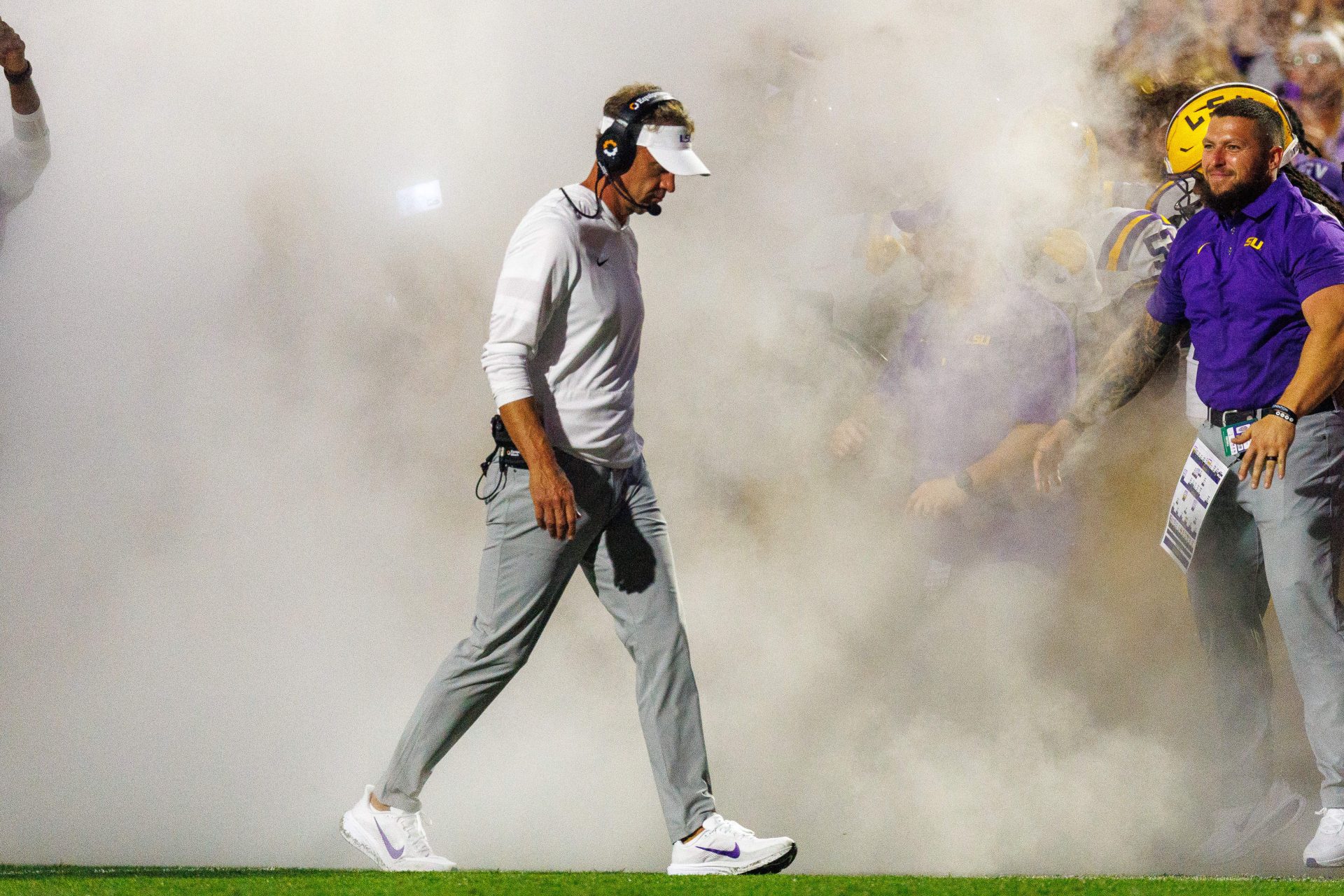 LSU Will Not Roster Former NFL Players Wright, Harris