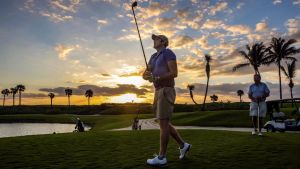 In addition to playing along the ocean and Intracoastal Water on the Palm Beach Par 3 Golf Course, if you time right you also watch the sunset or sunrise.