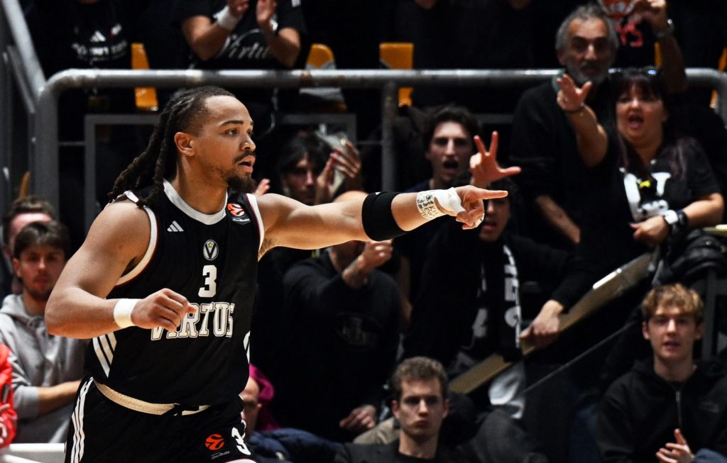 Basketball - EuroLeague - Virtus Bologna v Maccabi Tel Aviv - PalaDozza, Bologna, Italy - November 21, 2025 Virtus Bologna's Carsen Edwards reacts